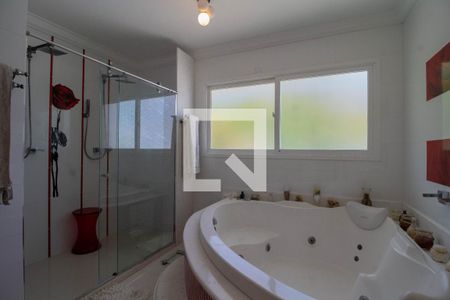 Casa à venda com 500m², 3 quartos e 2 vagasBanheiro da Suíte 3