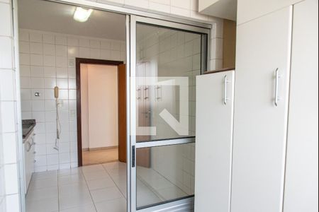 Apartamento à venda com 85m², 2 quartos e 1 vaga Apartamento à venda com 85m², 2 quartos e 1 vagaÁrea de serviço