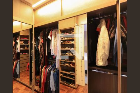 Apartamento à venda com 160m², 4 quartos e 1 vagaCloset da Suíte