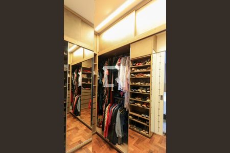 Apartamento à venda com 160m², 4 quartos e 1 vagaCloset da Suíte