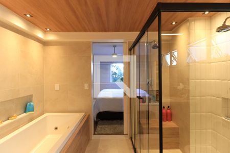 Apartamento à venda com 160m², 4 quartos e 1 vagaBanheiro da Suíte