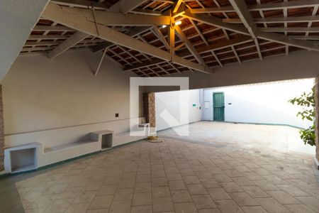 Casa para alugar com 200m², 4 quartos e 2 vagasGaragem