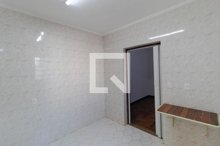 Casa para alugar com 200m², 4 quartos e 2 vagasCozinha