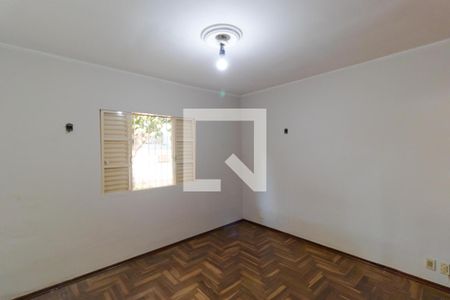 Casa para alugar com 200m², 4 quartos e 2 vagasSuíte