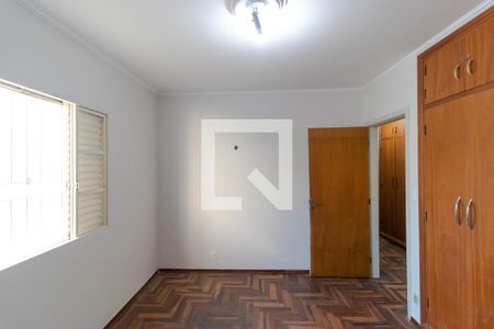 Casa para alugar com 200m², 4 quartos e 2 vagasQuarto 02 