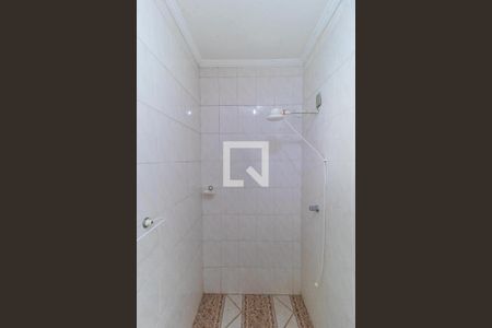 Casa para alugar com 200m², 4 quartos e 2 vagasBanheiro da Edícula