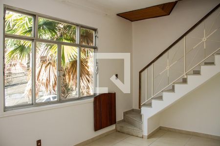 Sala de casa de condomínio para alugar com 2 quartos, 100m² em Todos Os Santos, Rio de Janeiro