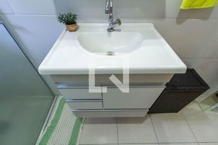 Casa à venda com 187m², 4 quartos e 2 vagas Casa à venda com 187m², 4 quartos e 2 vagasBanheiro Casa 2