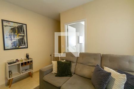 Casa à venda com 187m², 4 quartos e 2 vagas Casa à venda com 187m², 4 quartos e 2 vagasSala Casa 2