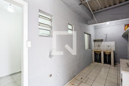 Casa à venda com 187m², 4 quartos e 2 vagas Casa à venda com 187m², 4 quartos e 2 vagasÁrea de serviço Casa 1