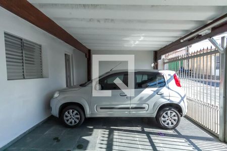 Casa à venda com 187m², 4 quartos e 2 vagas Casa à venda com 187m², 4 quartos e 2 vagasGaragem