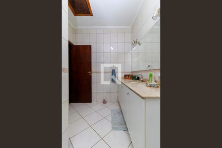 Casa para alugar com 160m², 4 quartos e 3 vagasBanheiro 2