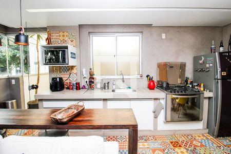 Cozinha de apartamento à venda com 1 quarto, 100m² em Carmo, Belo Horizonte