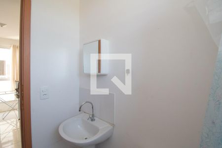 banheiro de apartamento para alugar com 2 quartos, 41m² em Feitoria, São Leopoldo