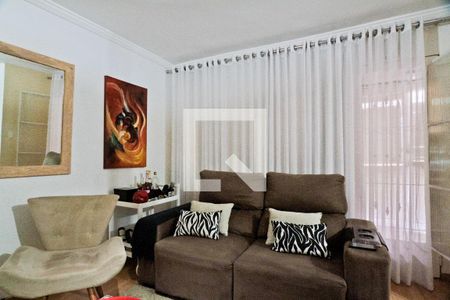 Sala de casa à venda com 7 quartos, 300m² em Vila Palmeiras, São Paulo