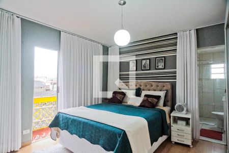 Suíte de casa à venda com 7 quartos, 300m² em Vila Palmeiras, São Paulo