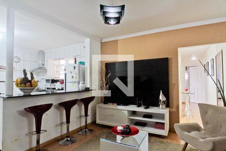 Sala de casa à venda com 7 quartos, 300m² em Vila Palmeiras, São Paulo