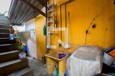 Casa à venda com 144m², 2 quartos e 2 vagas Casa à venda com 144m², 2 quartos e 2 vagasÁrea de serviço