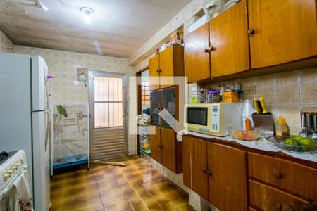 Casa à venda com 144m², 2 quartos e 2 vagas Casa à venda com 144m², 2 quartos e 2 vagasCozinha