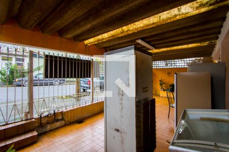 Casa à venda com 144m², 2 quartos e 2 vagas Casa à venda com 144m², 2 quartos e 2 vagasGaragem