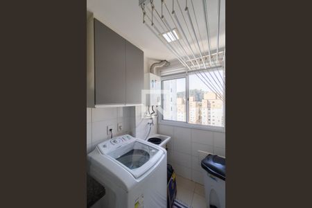 Apartamento à venda com 47m², 2 quartos e 1 vaga Apartamento à venda com 47m², 2 quartos e 1 vagaCozinha e Área de Serviço