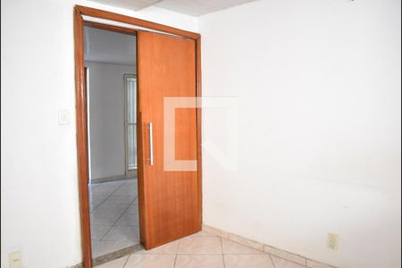 Quarto 1 de apartamento para alugar com 2 quartos, 40m² em Campo Grande, Rio de Janeiro