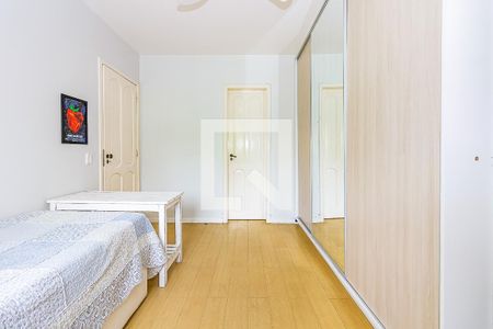 Quarto Suíte de apartamento à venda com 3 quartos, 109m² em Moinhos de Vento, Porto Alegre
