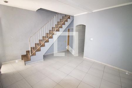 Sala de casa à venda com 3 quartos, 107m² em Vila Regente Feijó, São Paulo