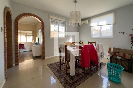 Sala de casa à venda com 2 quartos, 300m² em Camaquã, Porto Alegre