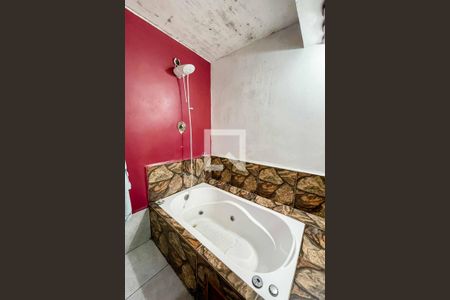 Casa à venda com 149m², 3 quartos e 2 vagasBanheiro da Suíte 1