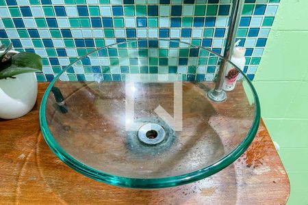 Casa à venda com 149m², 3 quartos e 2 vagasBanheiro