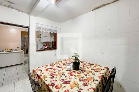 Casa à venda com 149m², 3 quartos e 2 vagasQuarto 3