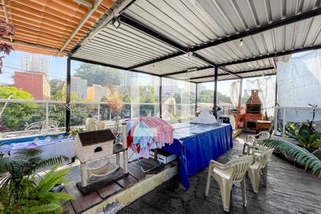 Casa à venda com 149m², 3 quartos e 2 vagasÁrea Comum