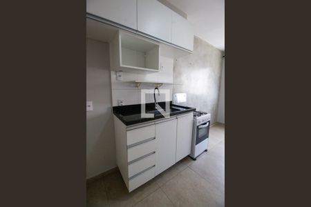 Sala / Cozinha de apartamento para alugar com 1 quarto, 24m² em Panamby, São Paulo