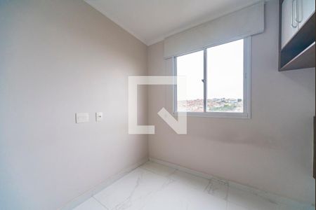 Quarto 1 de apartamento à venda com 2 quartos, 43m² em Parque São Vicente, Santo André