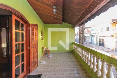 Casa à venda com 150m², 3 quartos e 1 vagaSuíte - Varanda