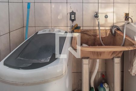 Casa à venda com 150m², 3 quartos e 1 vagaÁrea de Serviço