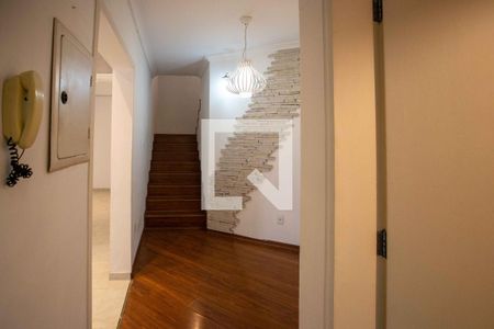 Casa à venda com 385m², 6 quartos e 2 vagasHall