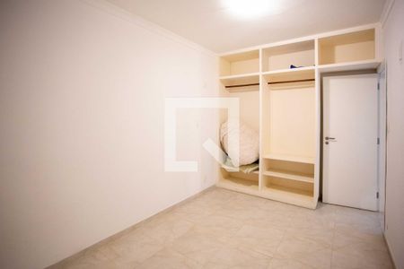 Casa à venda com 385m², 6 quartos e 2 vagasQuarto 5