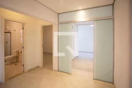 Casa à venda com 385m², 6 quartos e 2 vagasHall