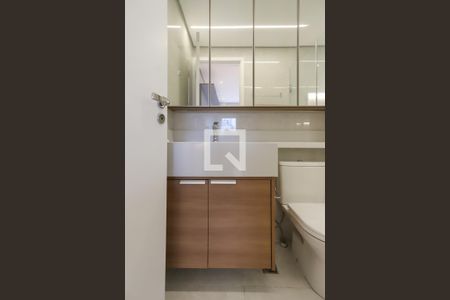 Apartamento à venda com 66m², 2 quartos e 1 vaga Apartamento à venda com 66m², 2 quartos e 1 vagaBanheiro da Suíte
