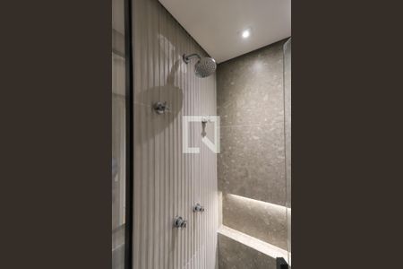 Apartamento à venda com 66m², 2 quartos e 1 vaga Apartamento à venda com 66m², 2 quartos e 1 vagaBanheiro