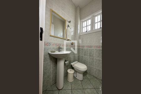 Banheiro de casa à venda com 2 quartos, 180m² em Santa Teresa, São Leopoldo