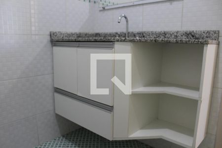 Apartamento para alugar com 56m², 1 quarto e sem vagaBanheiro 