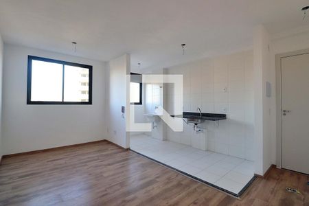 Sala de apartamento para alugar com 2 quartos, 42m² em Santa Maria, Santo André