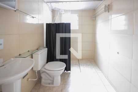 Banheiro de kitnet/studio para alugar com 1 quarto, 30m² em Vila Ema, São Paulo