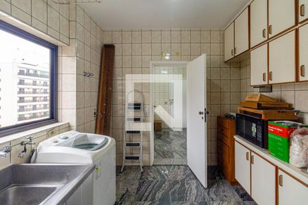 Apartamento para alugar com 215m², 4 quartos e 3 vagasLavanderia