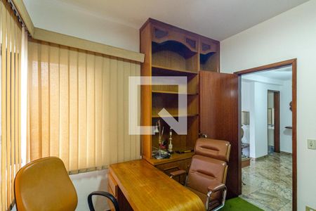 Apartamento para alugar com 215m², 4 quartos e 3 vagasEscritório