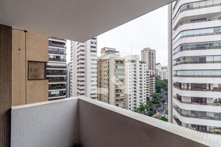 Apartamento para alugar com 215m², 4 quartos e 3 vagasVaranda do Quarto 1 - Suíte