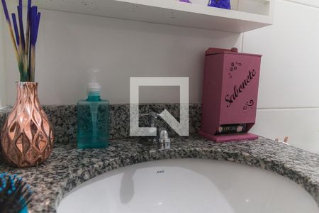 Apartamento para alugar com 55m², 2 quartos e 1 vaga Apartamento para alugar com 55m², 2 quartos e 1 vagaBanheiro